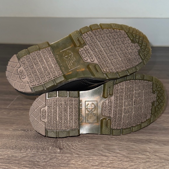 1461 Slip Resistant - Picture 6 of 7